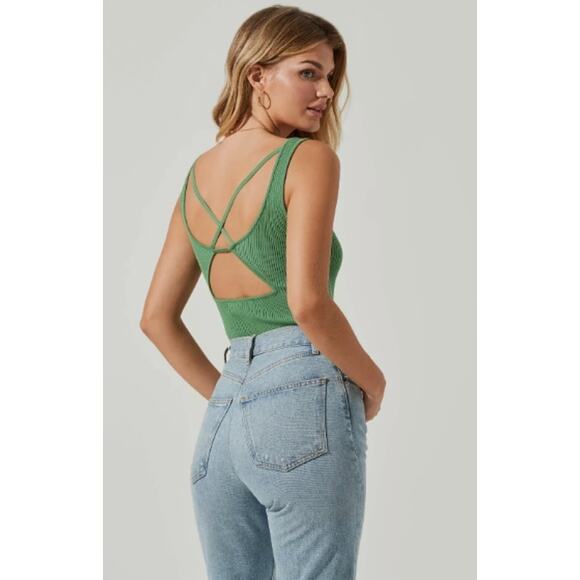 NWT ASTR Elmira Bodysuit Green Ribbed with Open Criss Cross Back Medium - Picture 1 of 13